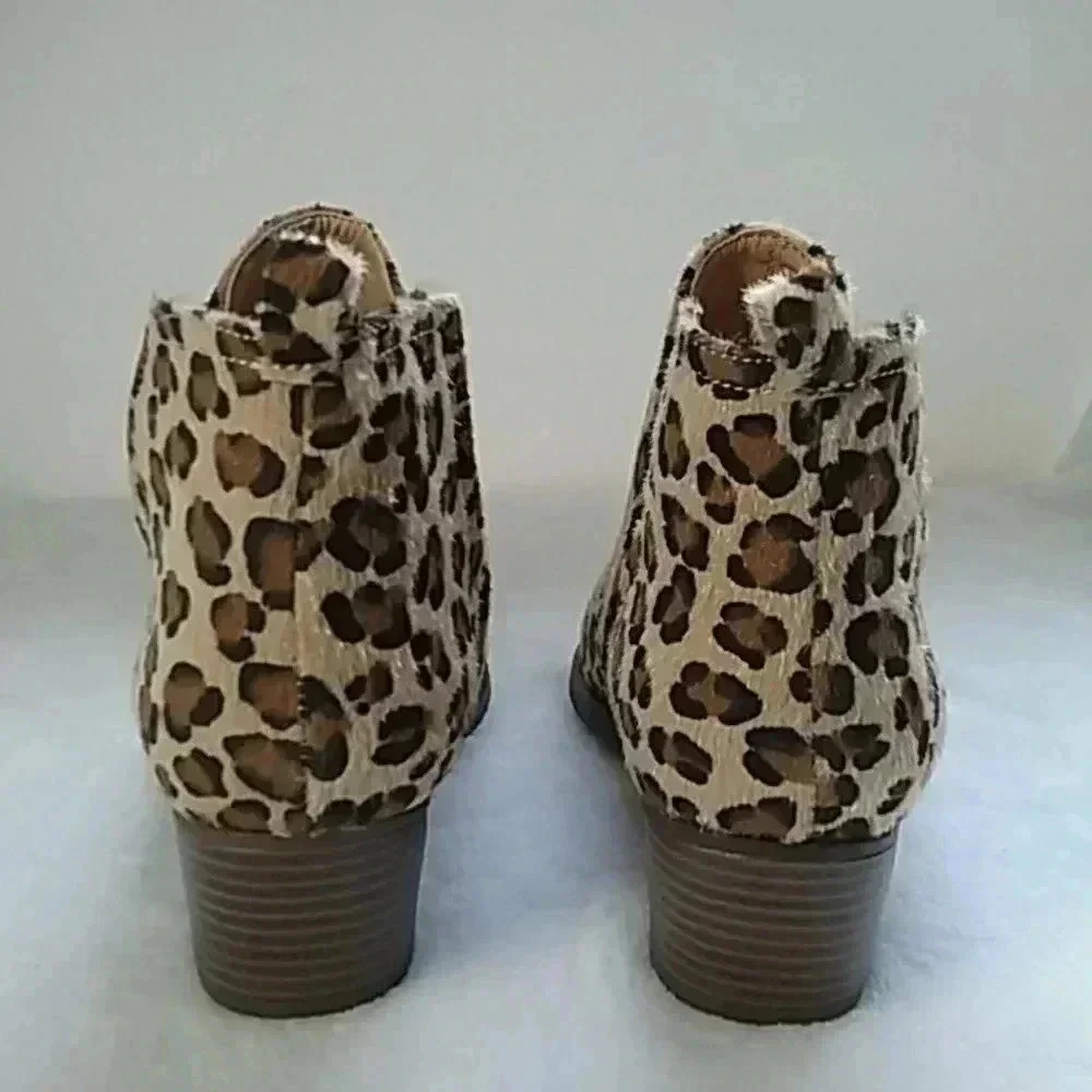 CL by laundry cortes faux fur leopard ankle boots